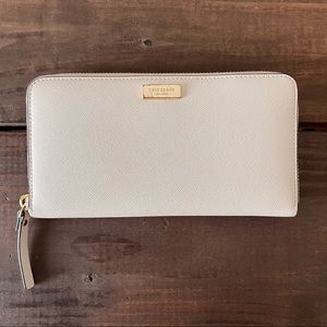Kate Spade leather zip wallet